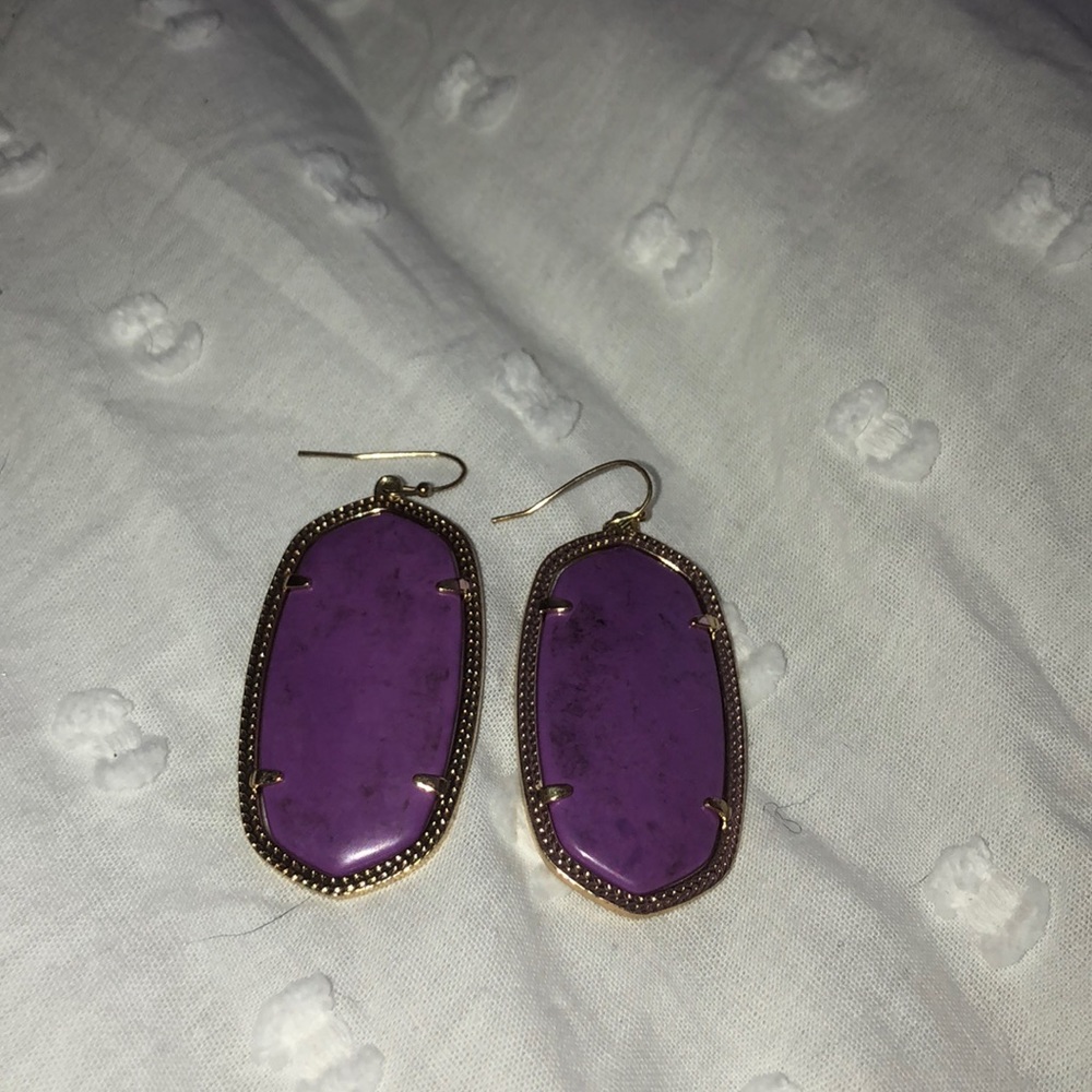 Bright neon violet Kendra Scott Danielle earrings